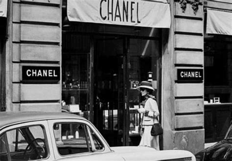 gabrielle chanel and karl|gabriel coco Chanel first store.